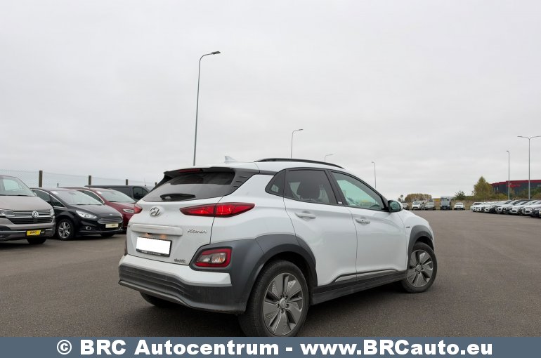 Hyundai Kona Electric Standart Range FWD Automatas 2021