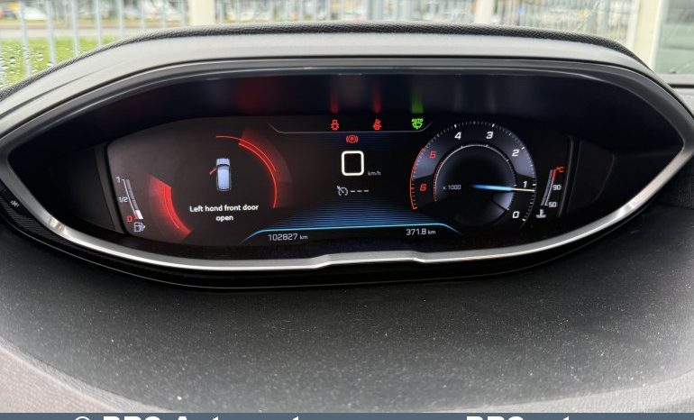 
								Peugeot 3008 1.5 BlueHDI 2018 full									