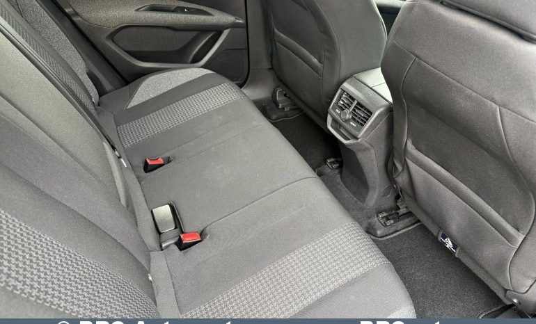 
								Peugeot 3008 1.5 BlueHDI 2018 full									