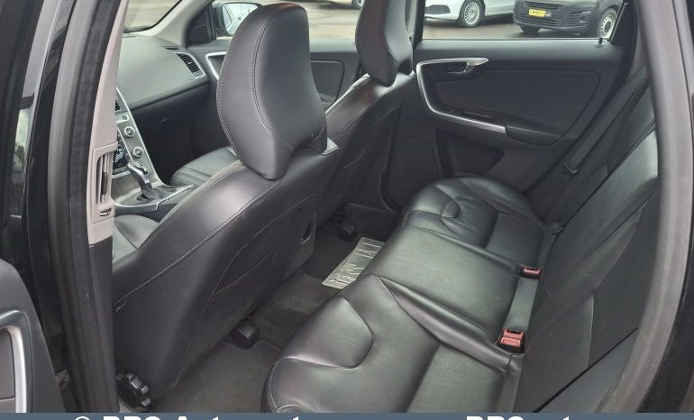 
								Volvo XC 60 2.0 D3 Automatas 2016 full									