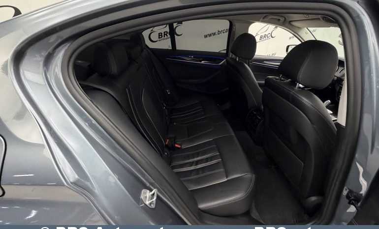 
								BMW 520 d Luxury Automatas 2017 full									