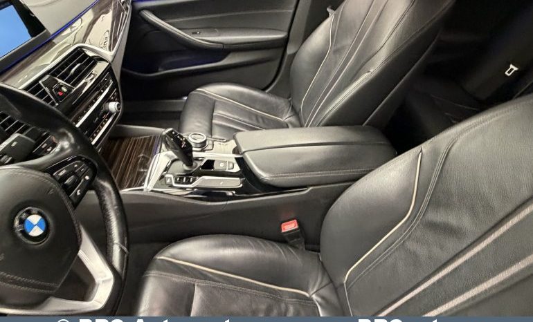 
								BMW 520 d Luxury Automatas 2017 full									