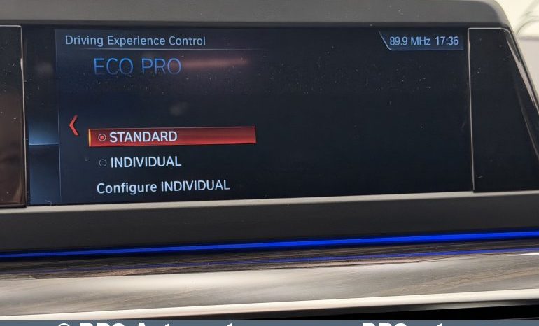 
								BMW 520 d Luxury Automatas 2017 full									