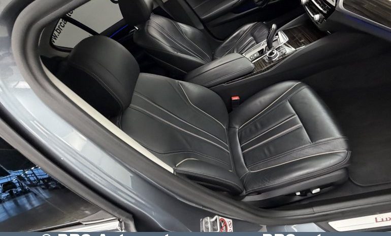 
								BMW 520 d Luxury Automatas 2017 full									