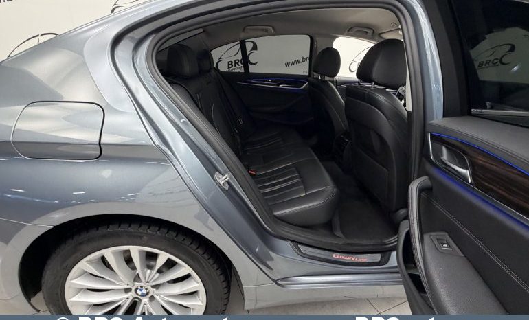 
								BMW 520 d Luxury Automatas 2017 full									