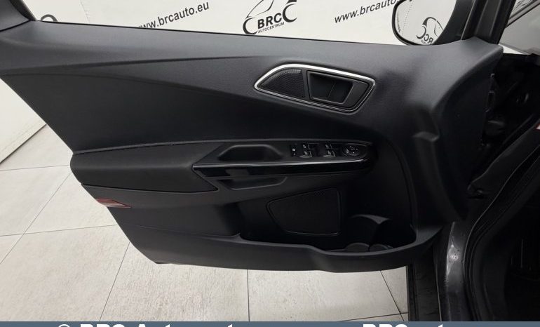 
								Ford B-Max Duratec Ti-VCT Automatas 2015 full									