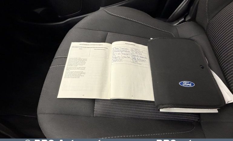 
								Ford B-Max Duratec Ti-VCT Automatas 2015 full									