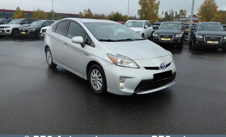 
								Toyota Prius Plug-in Hybrid Automatas 2013 full									