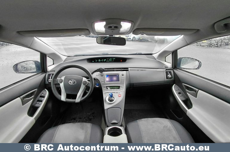 Toyota Prius Plug-in Hybrid Automatas 2013