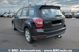 
										Subaru Forester 2.0 Lineartronic CVT Automatas 2015 full									