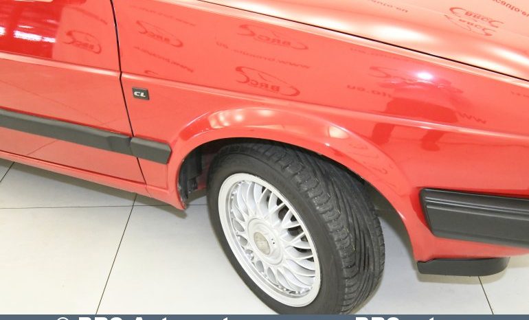 
								Volkswagen Golf GL 1990 full									