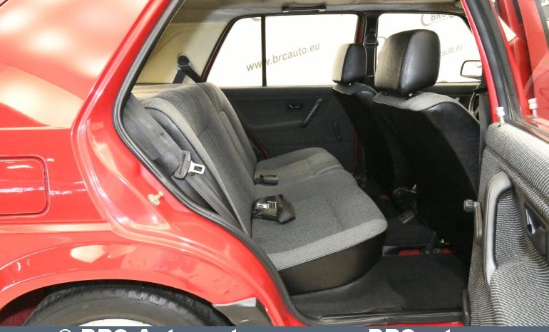 
								Volkswagen Golf GL 1990 full									