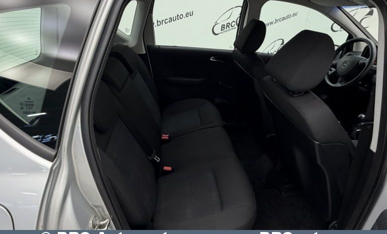
								Mercedes-Benz A 180 1.7 BlueEFFICIENCY FWD Automatas 2012 full									