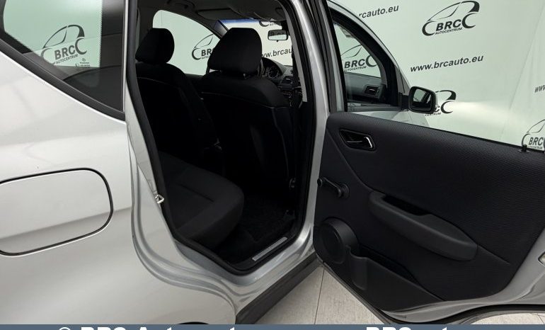 
								Mercedes-Benz A 180 1.7 BlueEFFICIENCY FWD Automatas 2012 full									