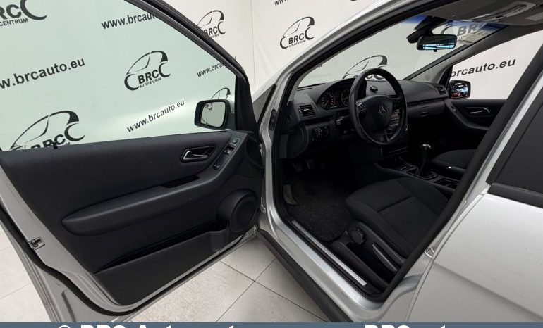 
								Mercedes-Benz A 180 1.7 BlueEFFICIENCY FWD Automatas 2012 full									