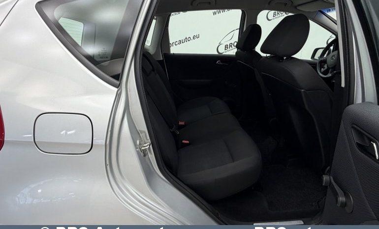 
								Mercedes-Benz A 180 1.7 BlueEFFICIENCY FWD Automatas 2012 full									