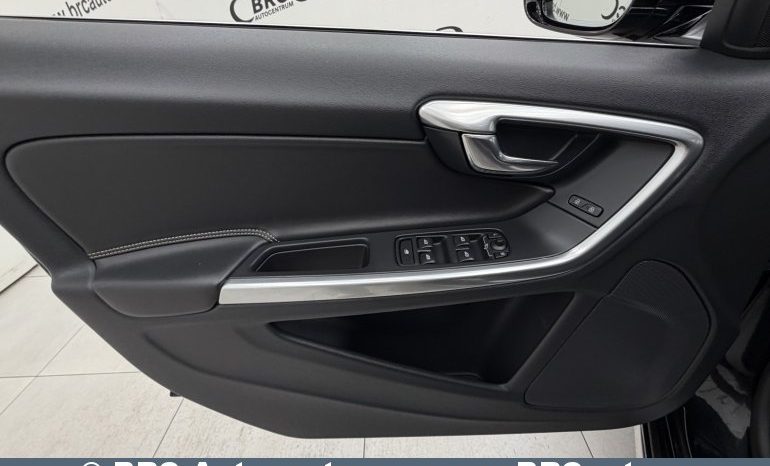 
								Volvo V60 D6 Plug-in Hybrid Twin Engine AWD Automatas 2014 full									