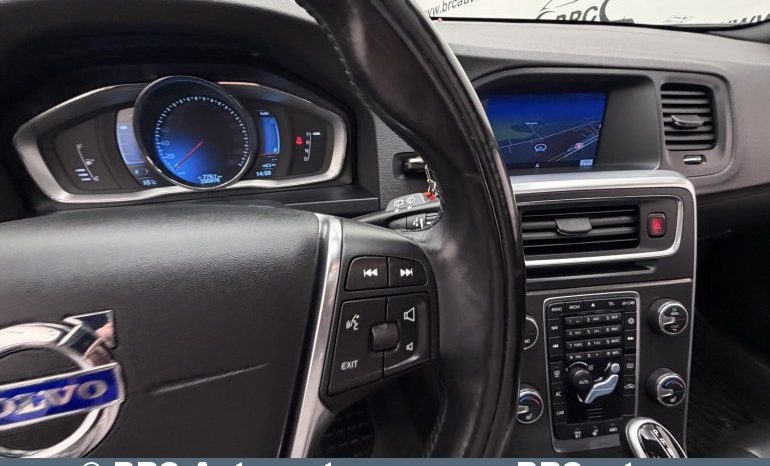 
								Volvo V60 D6 Plug-in Hybrid Twin Engine AWD Automatas 2014 full									