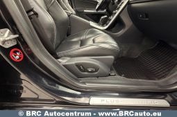 
										Volvo V60 D6 Plug-in Hybrid Twin Engine AWD Automatas 2014 full									