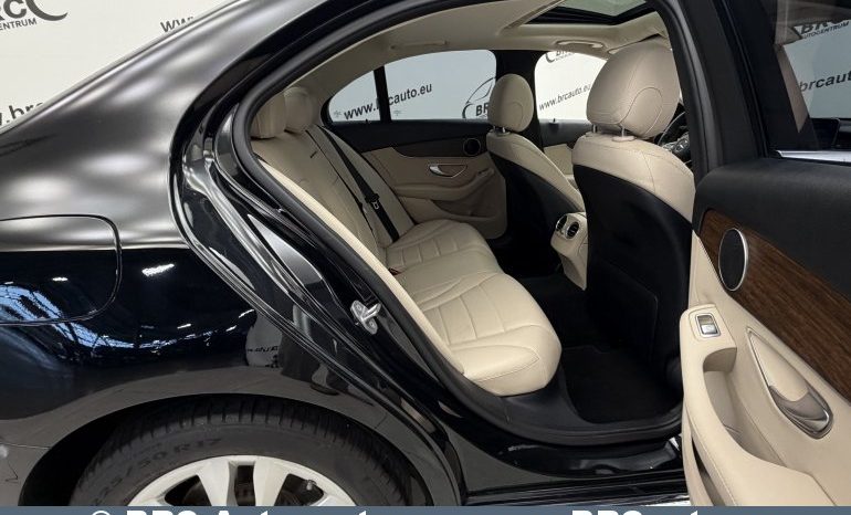 
								Mercedes-Benz C 300 Automatas 2019 full									