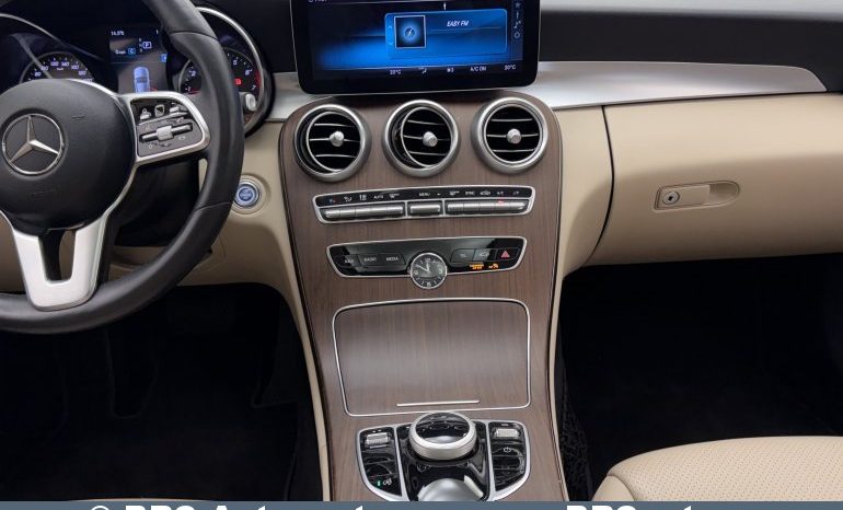 
								Mercedes-Benz C 300 Automatas 2019 full									