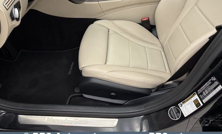 
								Mercedes-Benz C 300 Automatas 2019 full									