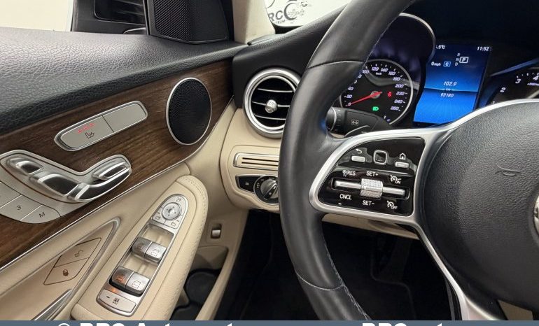 
								Mercedes-Benz C 300 Automatas 2019 full									