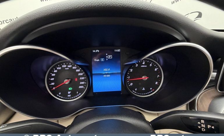 
								Mercedes-Benz C 300 Automatas 2019 full									