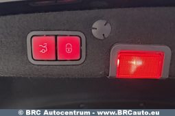 
										Mercedes-Benz C 300 Automatas 2019 full									