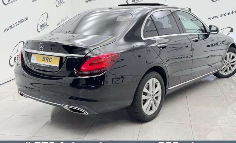 
								Mercedes-Benz C 300 Automatas 2019 full									