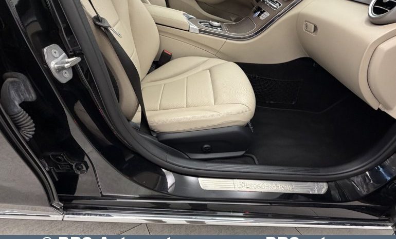 
								Mercedes-Benz C 300 Automatas 2019 full									