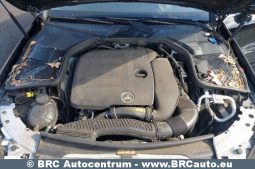 
										Mercedes-Benz C 300 Automatas 2019 full									