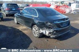 
										Mercedes-Benz C 300 Automatas 2019 full									
