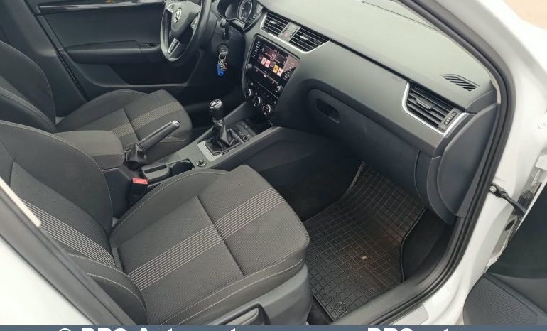 
								Skoda Octavia 1.6 TDI 2019 full									