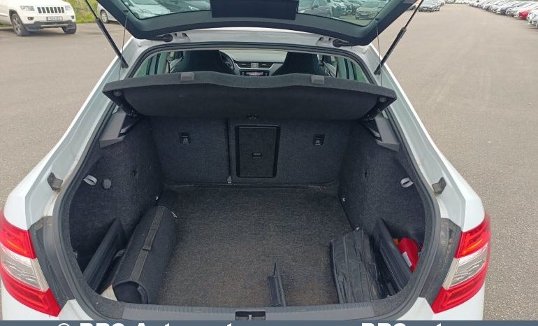 
								Skoda Octavia 1.6 TDI 2019 full									
