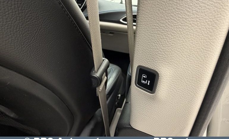 
								Chrysler Pacifica 3.6 Hybrid Automatas 2021 full									