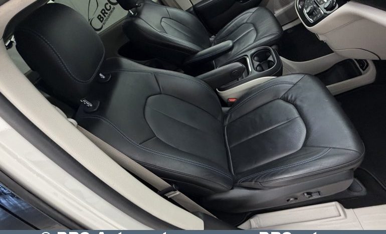 
								Chrysler Pacifica 3.6 Hybrid Automatas 2021 full									