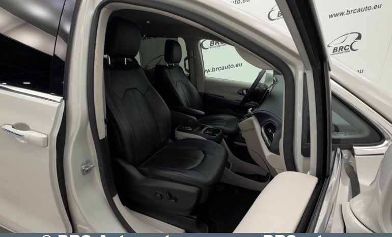 
								Chrysler Pacifica 3.6 Hybrid Automatas 2021 full									