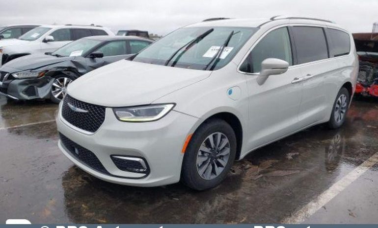 
								Chrysler Pacifica 3.6 Hybrid Automatas 2021 full									