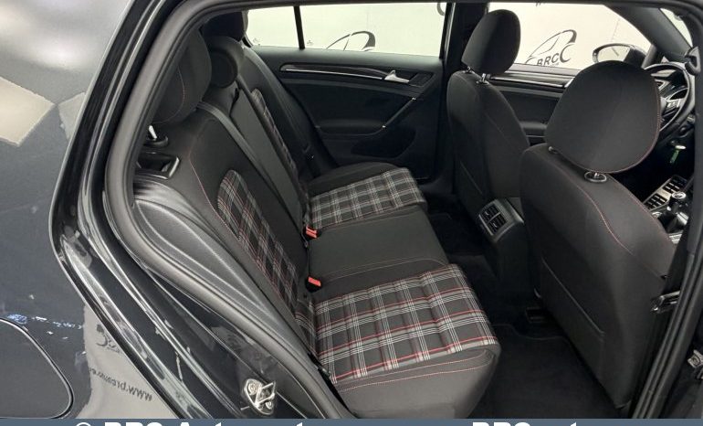 
								Volkswagen Golf GTI 2.0 TSI Automatas 2016 full									