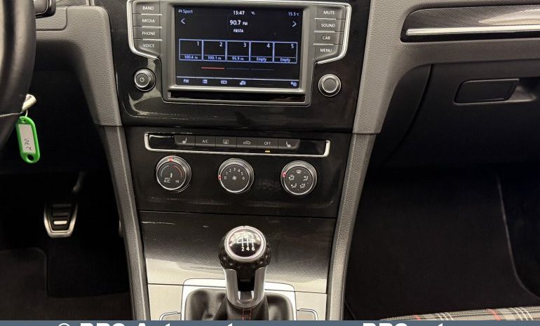
								Volkswagen Golf GTI 2.0 TSI Automatas 2016 full									