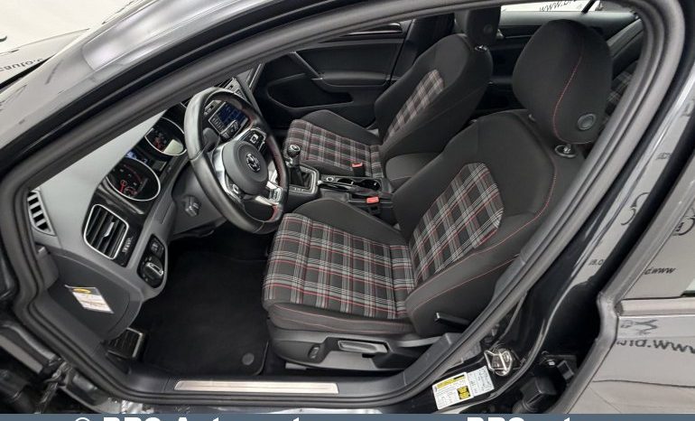 
								Volkswagen Golf GTI 2.0 TSI Automatas 2016 full									
