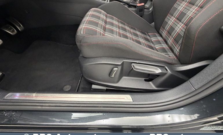 
								Volkswagen Golf GTI 2.0 TSI Automatas 2016 full									