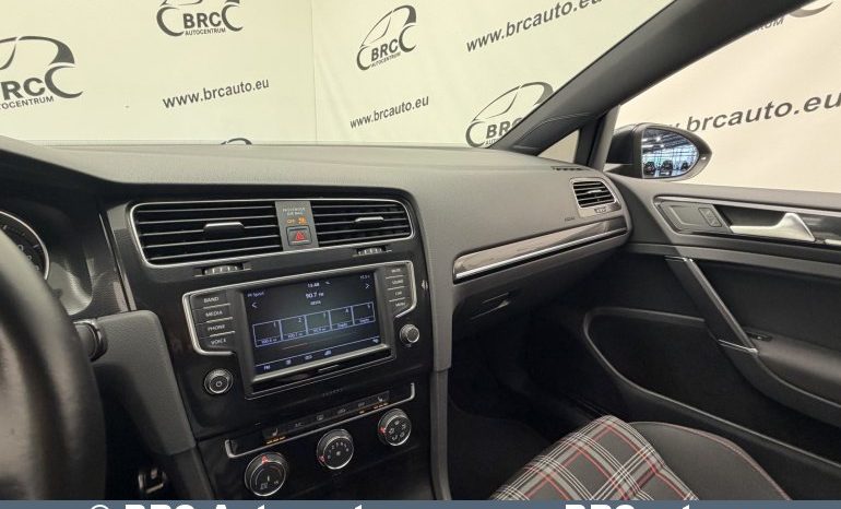
								Volkswagen Golf GTI 2.0 TSI Automatas 2016 full									