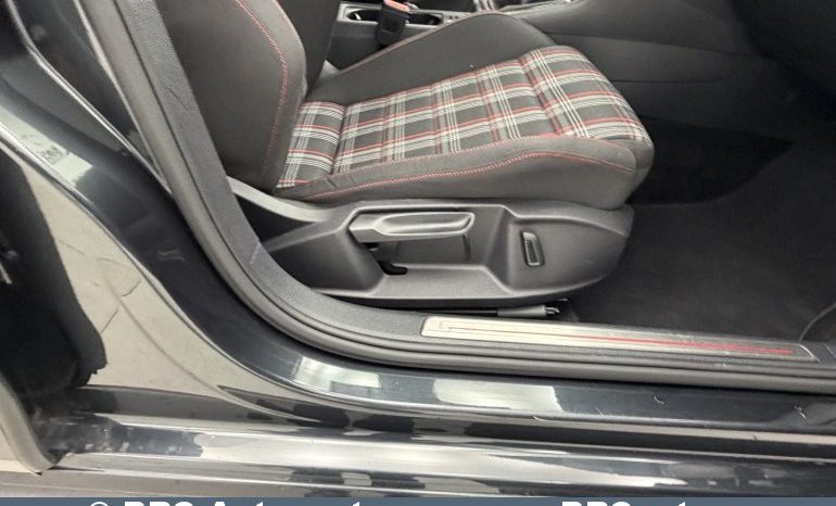
								Volkswagen Golf GTI 2.0 TSI Automatas 2016 full									