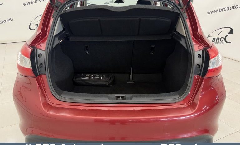 
								Nissan Pulsar 1.2 DIG-T Xtronic FWD Automatas 2015 full									