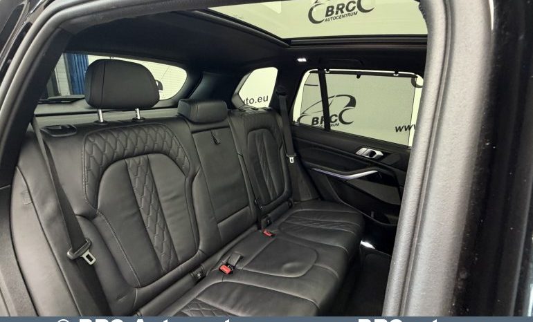 
								BMW X5 xDrive 50I Automatas 2019 full									