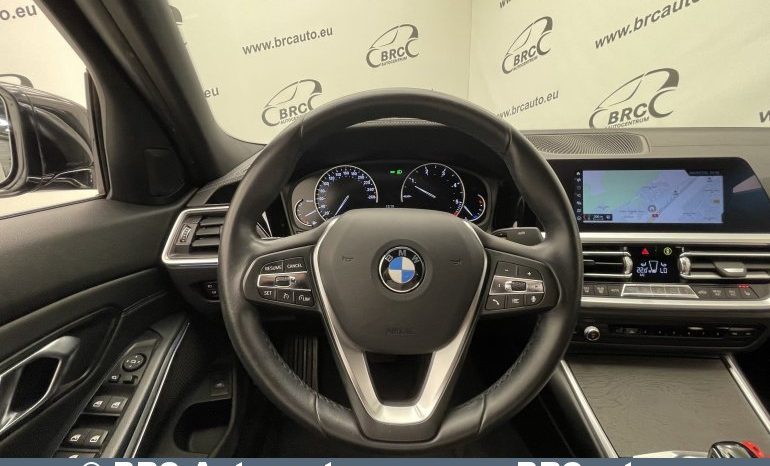 
								BMW 320 d xDrive Automatas 2020 full									