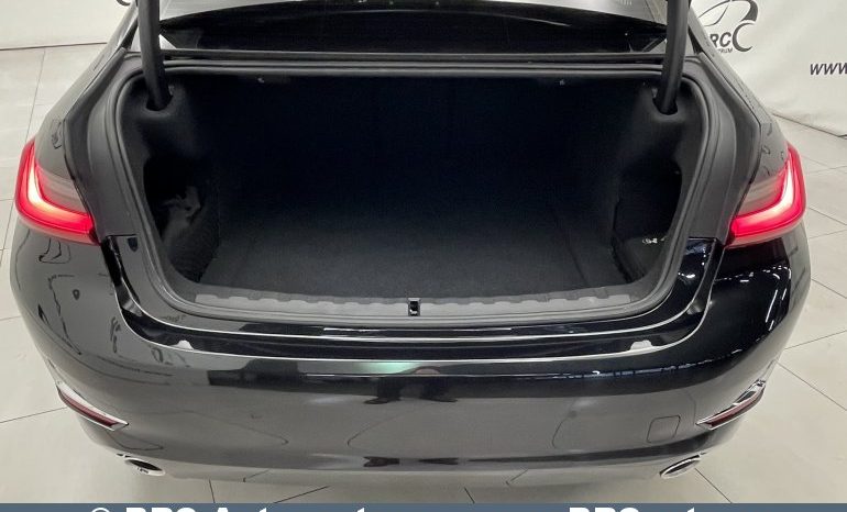 
								BMW 320 d xDrive Automatas 2020 full									
