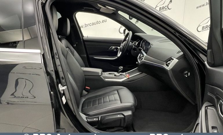 
								BMW 320 d xDrive Automatas 2020 full									